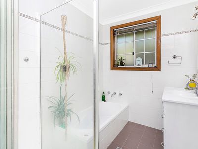 4 / 13 Bank Street, Wollongong