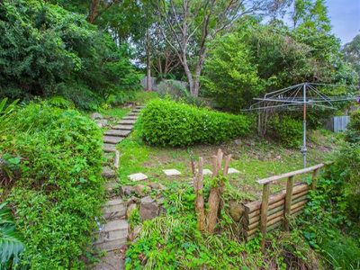6 Ashley Ave, Farmborough Heights