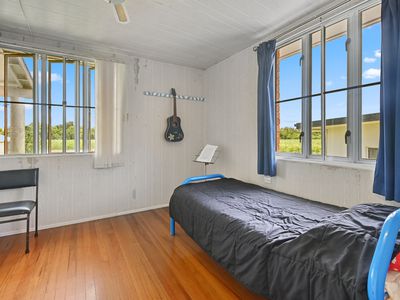 43 WATTLE STREET, Goondi Hill