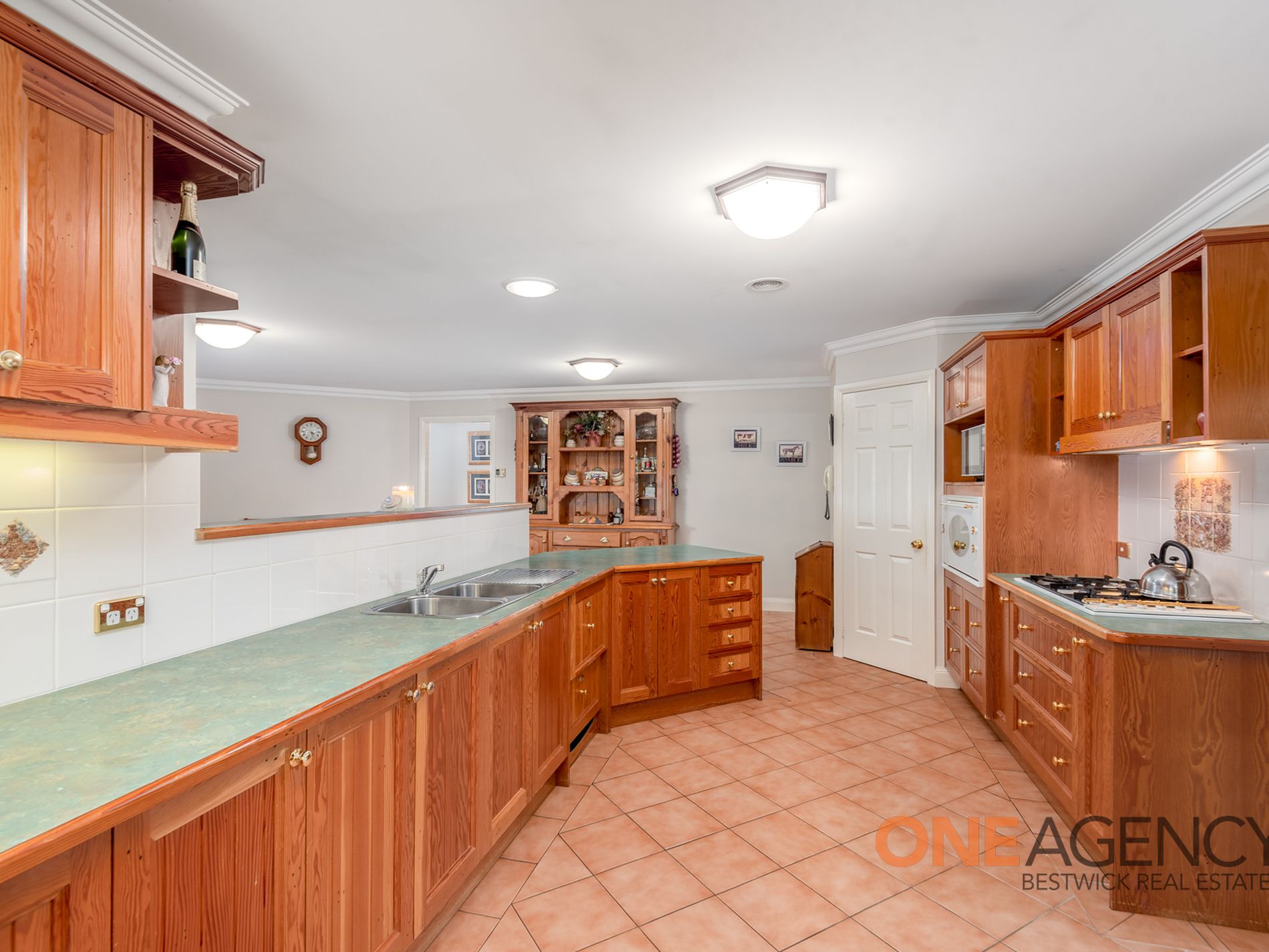 4 Oaklands Drive, Llanarth