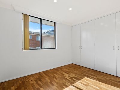 12 / 50-52 Keira Street, Wollongong