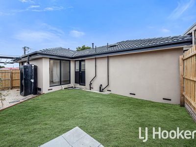 1 / 36 Chomley Street, Cranbourne