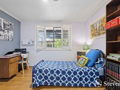 11 Coleraine Drive, Romsey