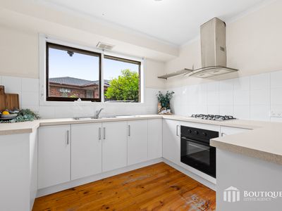 84 Loch Road, Dandenong North