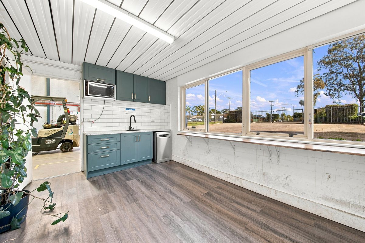 16 Ironbark Avenue, Camden