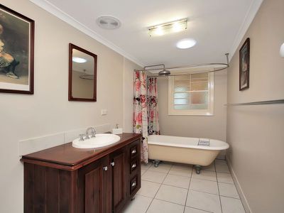 5 Glebe Road, Newtown