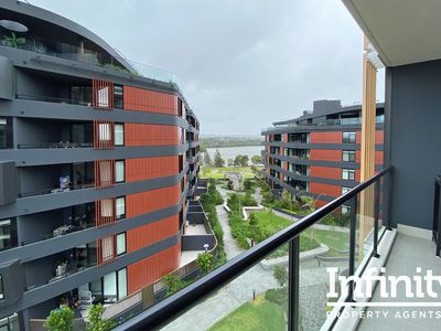 604 / 14 HILL ROAD, Wentworth Point