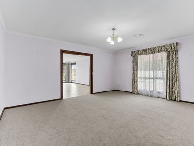 5 McNamara Street, Finley