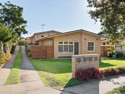 3 / 8 Silver Avenue, South Brighton