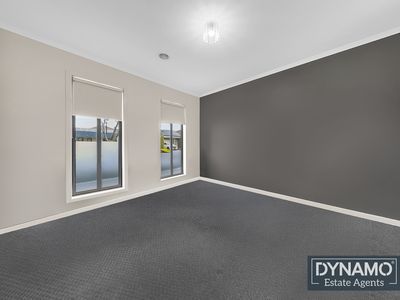 4 Pinehurst Rise, Craigieburn