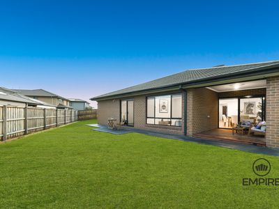 16 Cropping Street, Clyde North