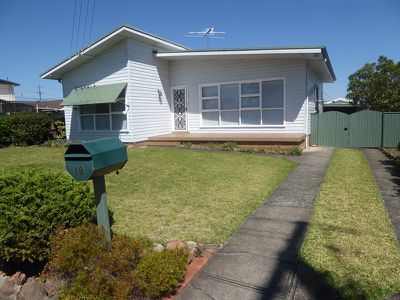 19 Rowe Avenue, Lurnea