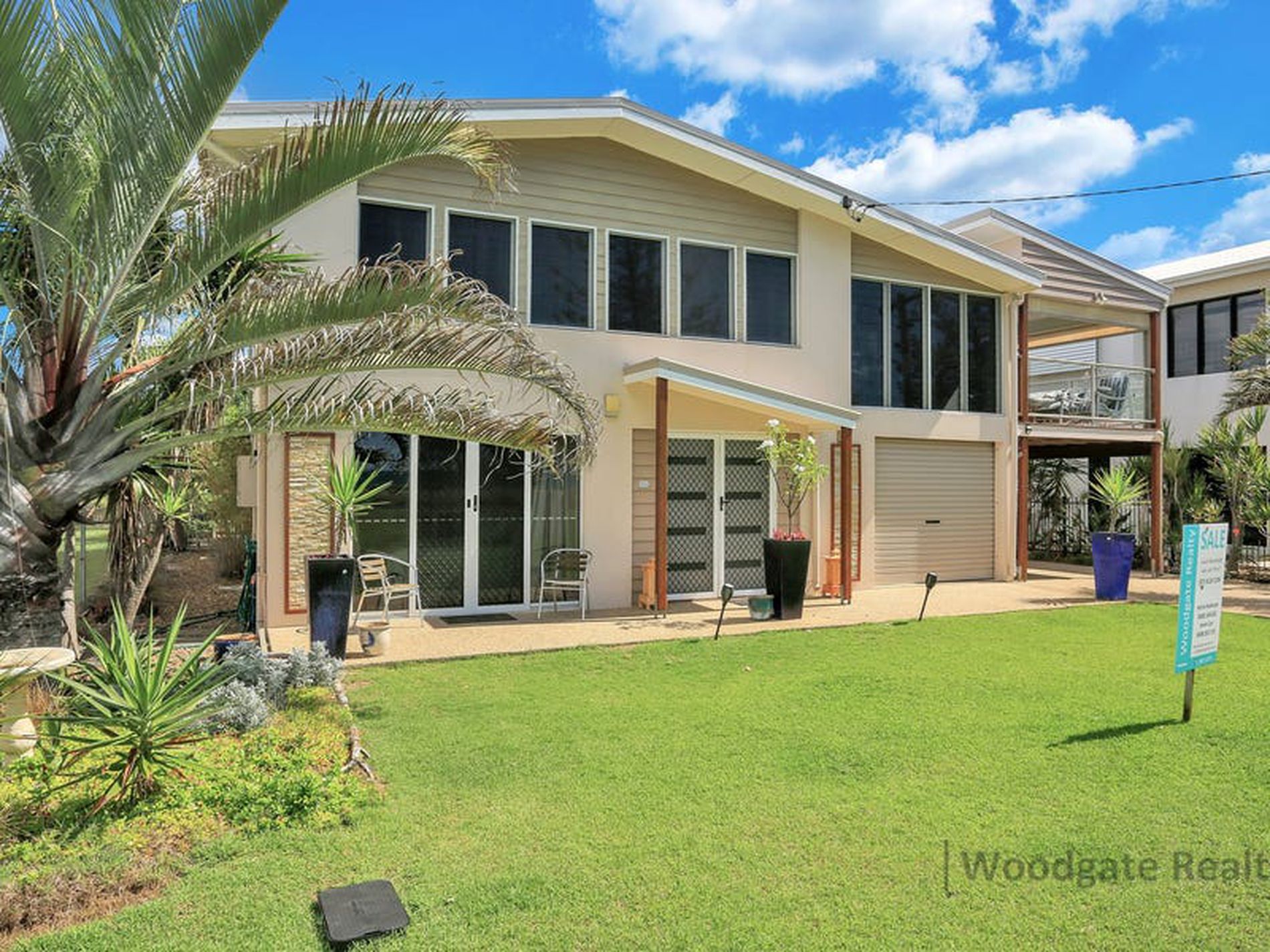 55 Esplanade, Woodgate