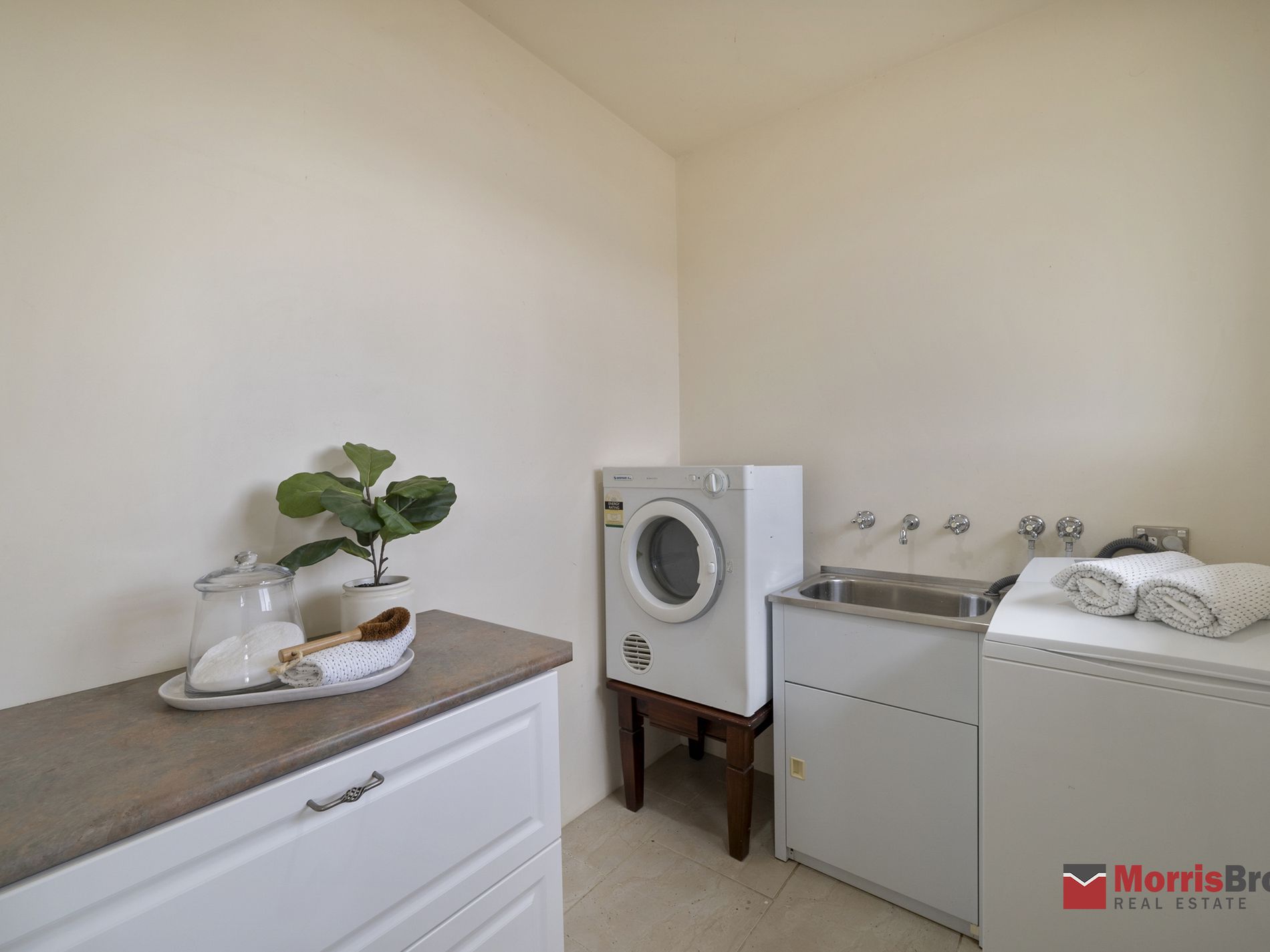 568 Snow Road, Laceby