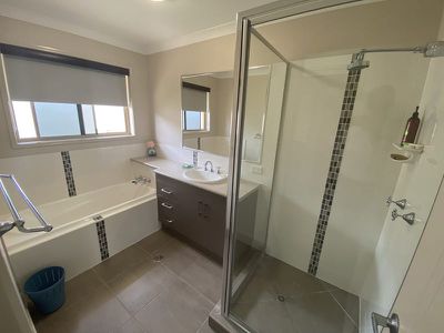 2 Dingle Close, Kingaroy