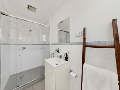 14 Lambourne Court, Lawnton