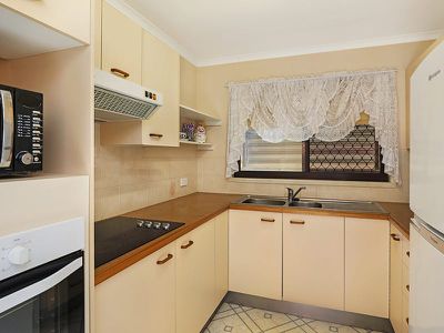 105 / 8 Melody Court, Warana