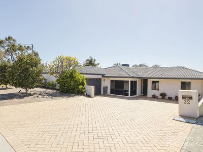 32 Carr Crescent, Warwick