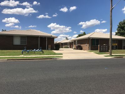 3 / 18  Edwin Street, Dubbo
