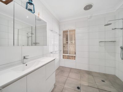 13 Rose Street, Westcourt
