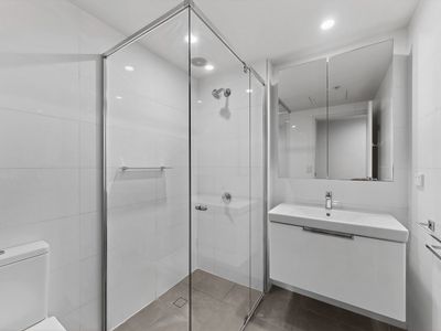 2003 / 9 Edmondstone Street, South Brisbane