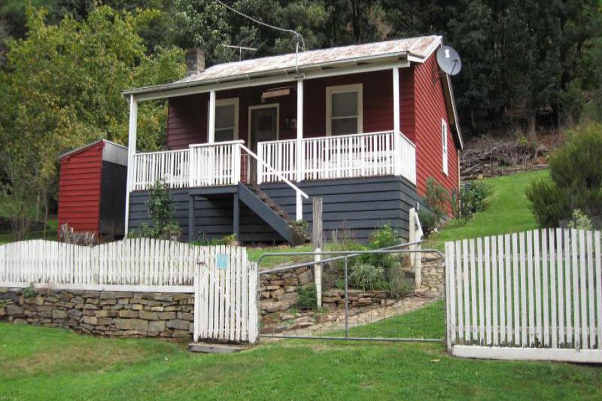 32 Scott Street, Woods Point