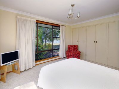 1 Sirius Key, Forster