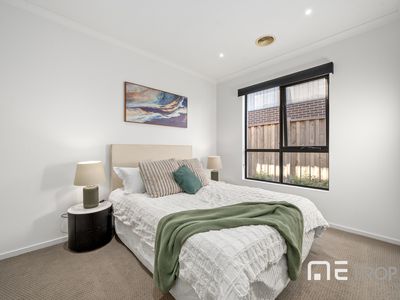 10 Erindale Street, Cranbourne West