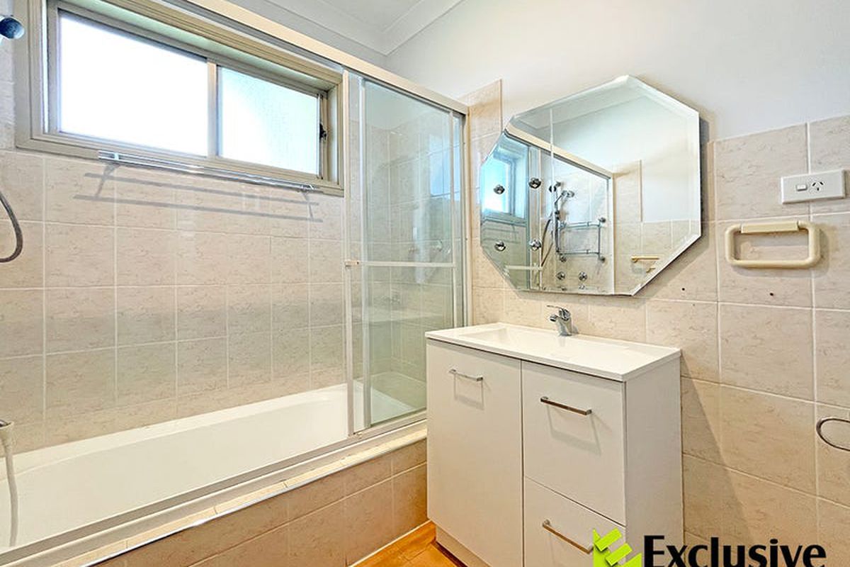 1 / 2 McPhee Street, Chester Hill