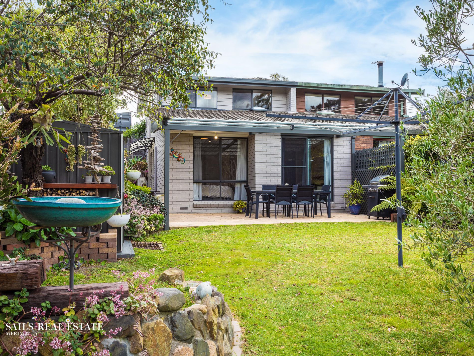 2 / 30 Tura Beach Drive, Tura Beach