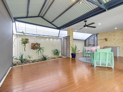 16 Rivette Road , Baldivis