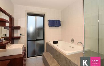 10 North Hidden Valley Circuit, Beaconsfield