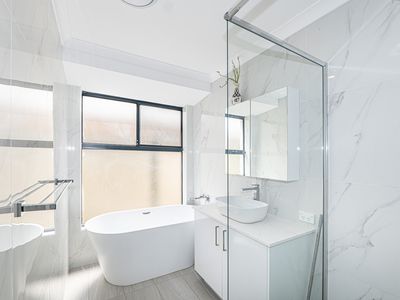 4 CHELSEA CIRCUIT, Success