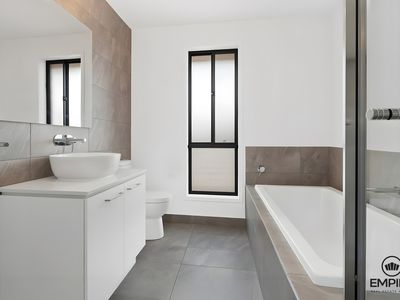 26 Swallowtail Avenue, Clyde North