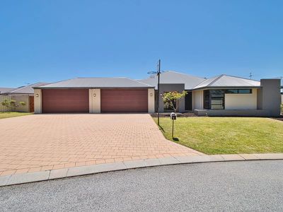 1 Dennis Retreat  , Baldivis
