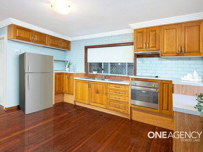 213 Rudyard St, Forest Lake