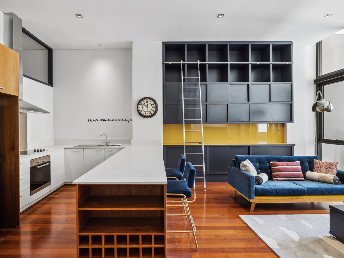 8 / 65 Milligan Street, Perth