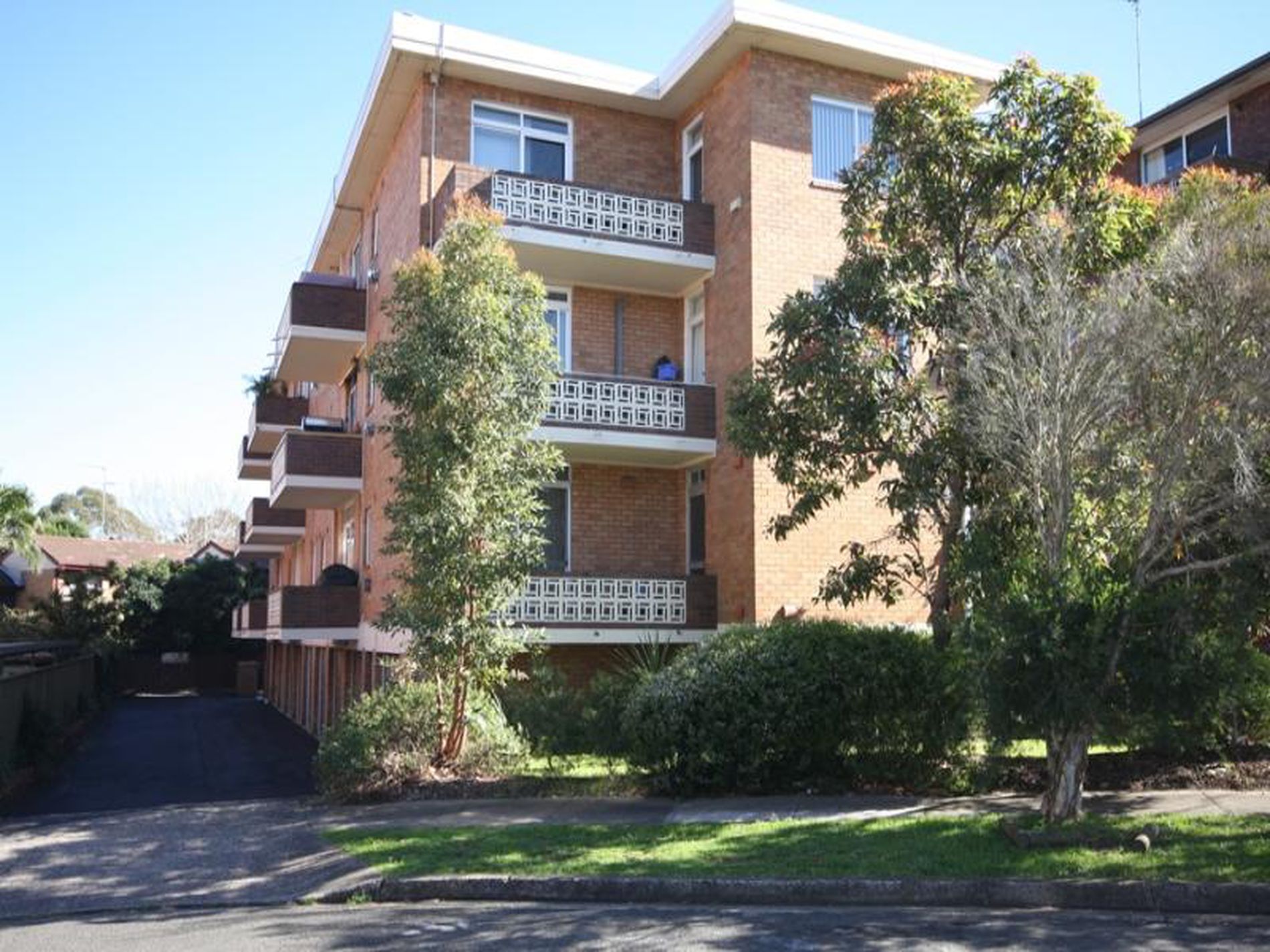 1 / 2 Hayden Place, Botany