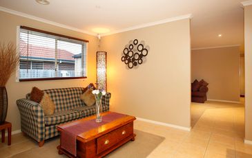 39 Fieldstone Boulevard, Beaconsfield