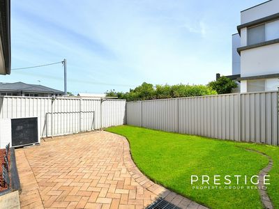 1 / 27 Endeavour Street, Sylvania