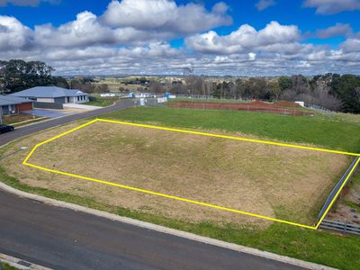 27 Graham Crescent, Crookwell