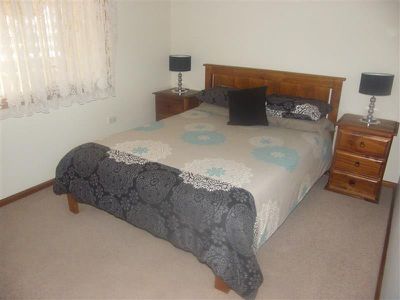 24 Forrester  St, Forbes