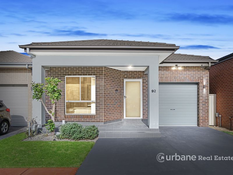 92 Ludhiana Glade, Schofields