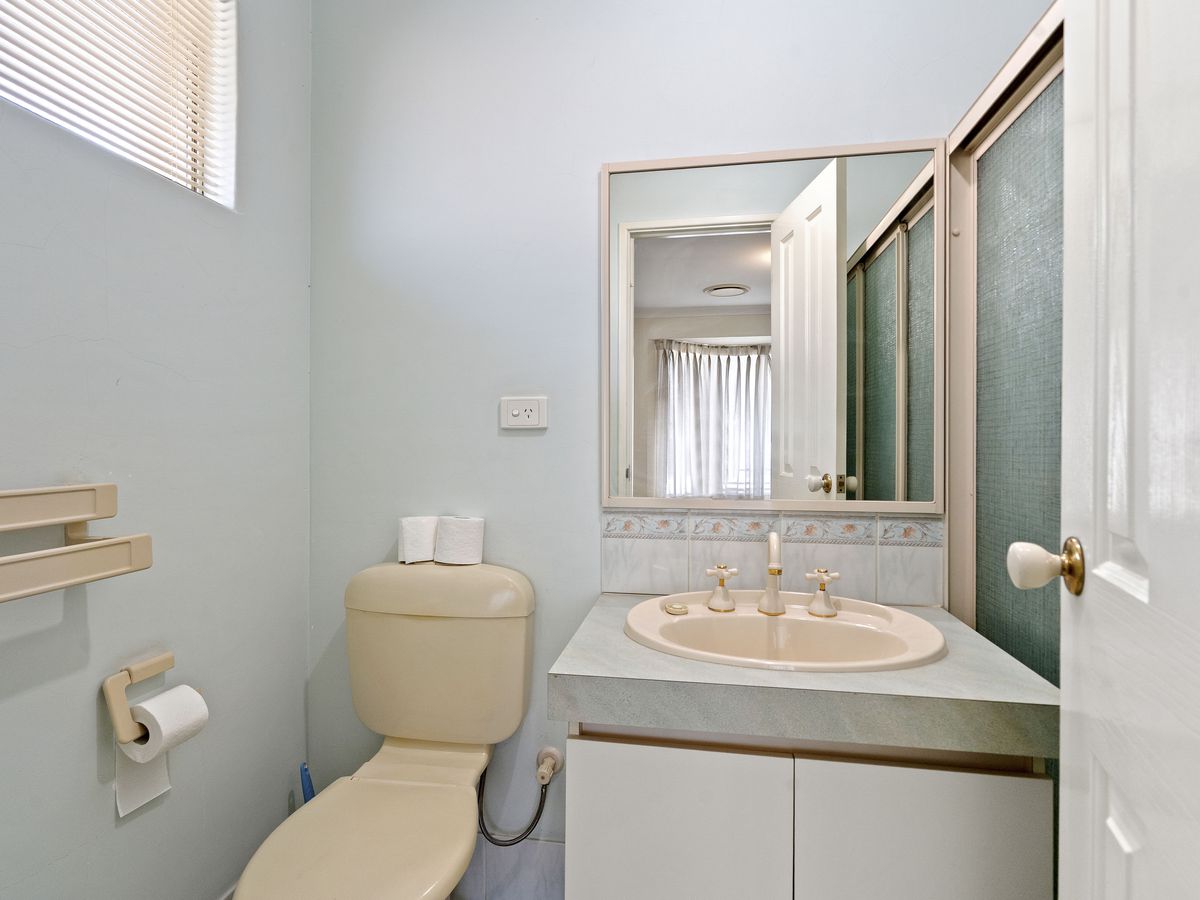 17 Adana Elbow, Kenwick