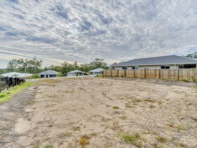 28 SOHO DRIVE, Deebing Heights