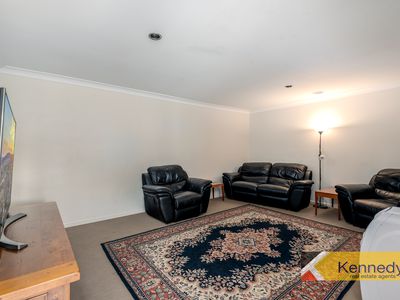 4 Lovejoy Avenue, Blayney