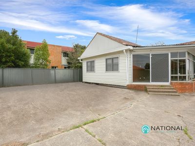 525 Woodville Road, Guildford