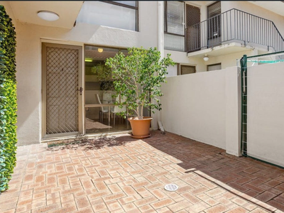 8 / 1 Reserve Street, Scarborough