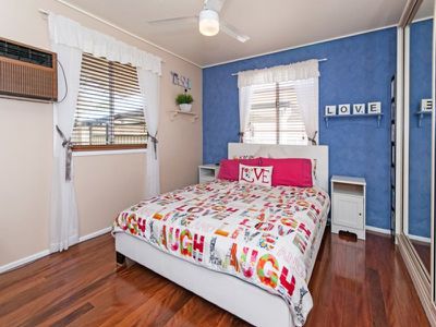 4 Prunda Parade, Raceview