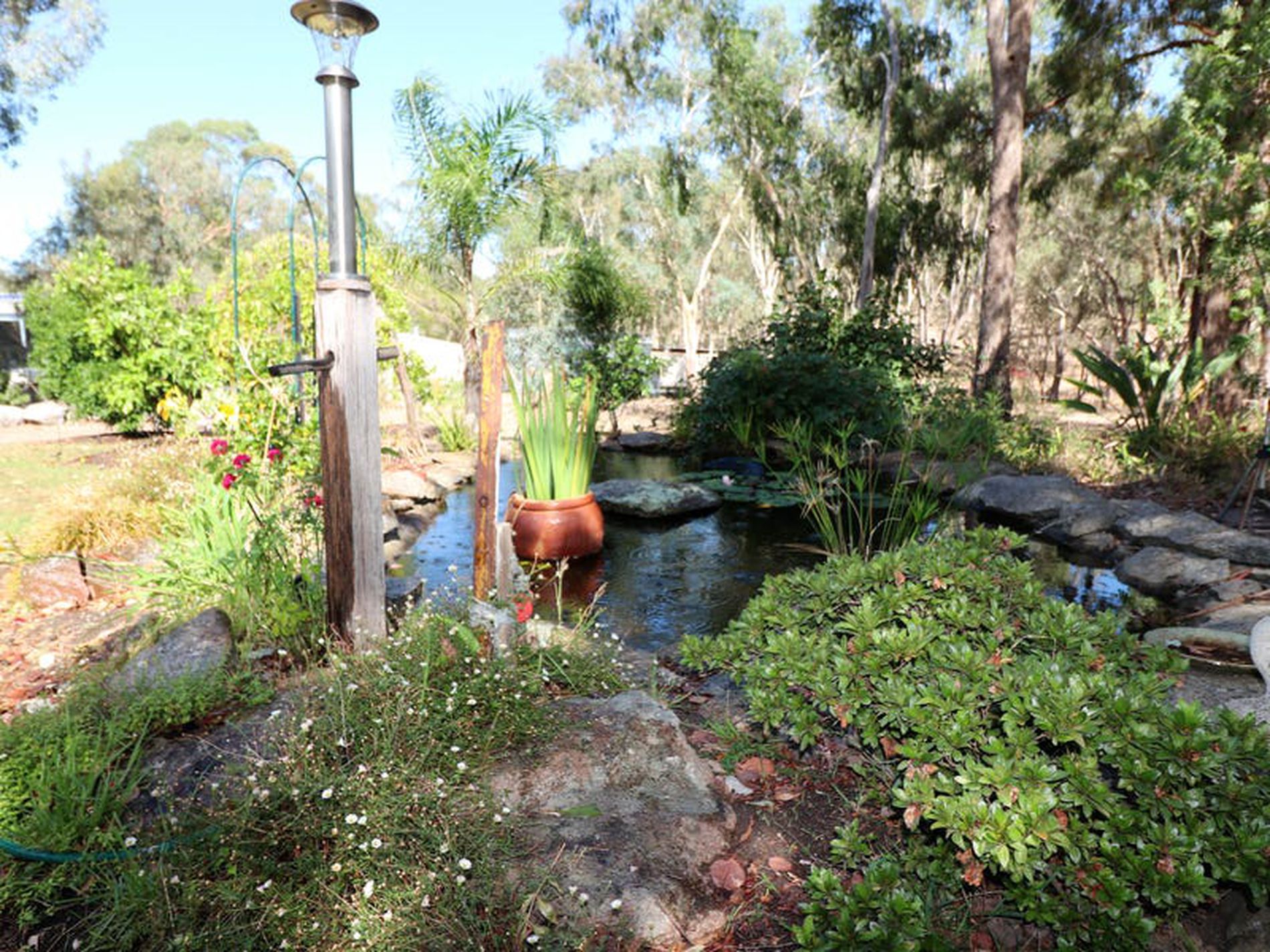 600 Telegraph Rd, Seymour